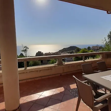 3 Tatil Evi
