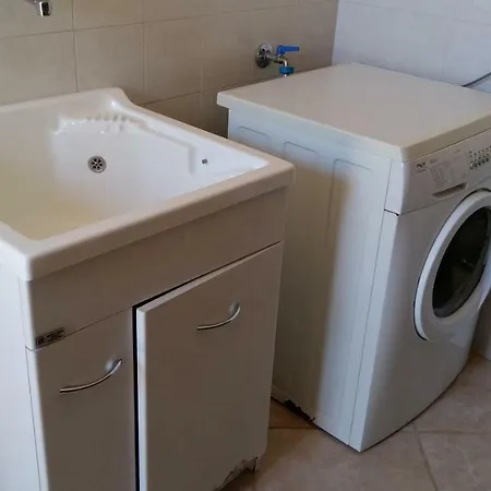 בית נופש 3 Nebida